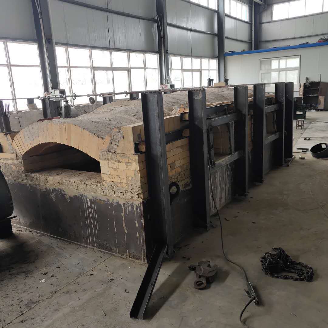 厂家生产粗铅还原铅电瓶铅熔炼炉无烟炼铅炉可定制现场制作