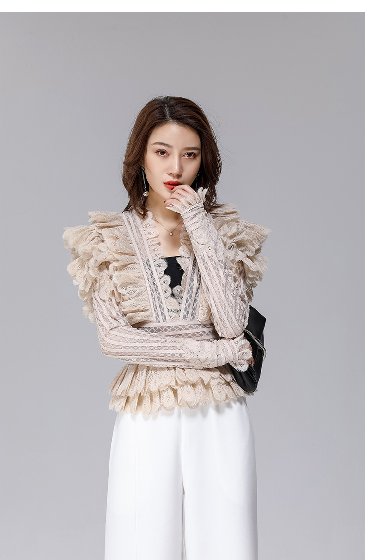 yumever轻奢高定贵妇水溶蕾丝刺绣镂空花瓣荷叶木耳宫廷气质上衣