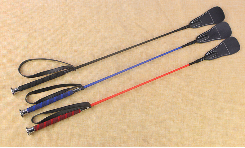 专业马术装备用品 马鞭马具骑马赛马骑士马鞭子训狗调教鞭子皮鞭