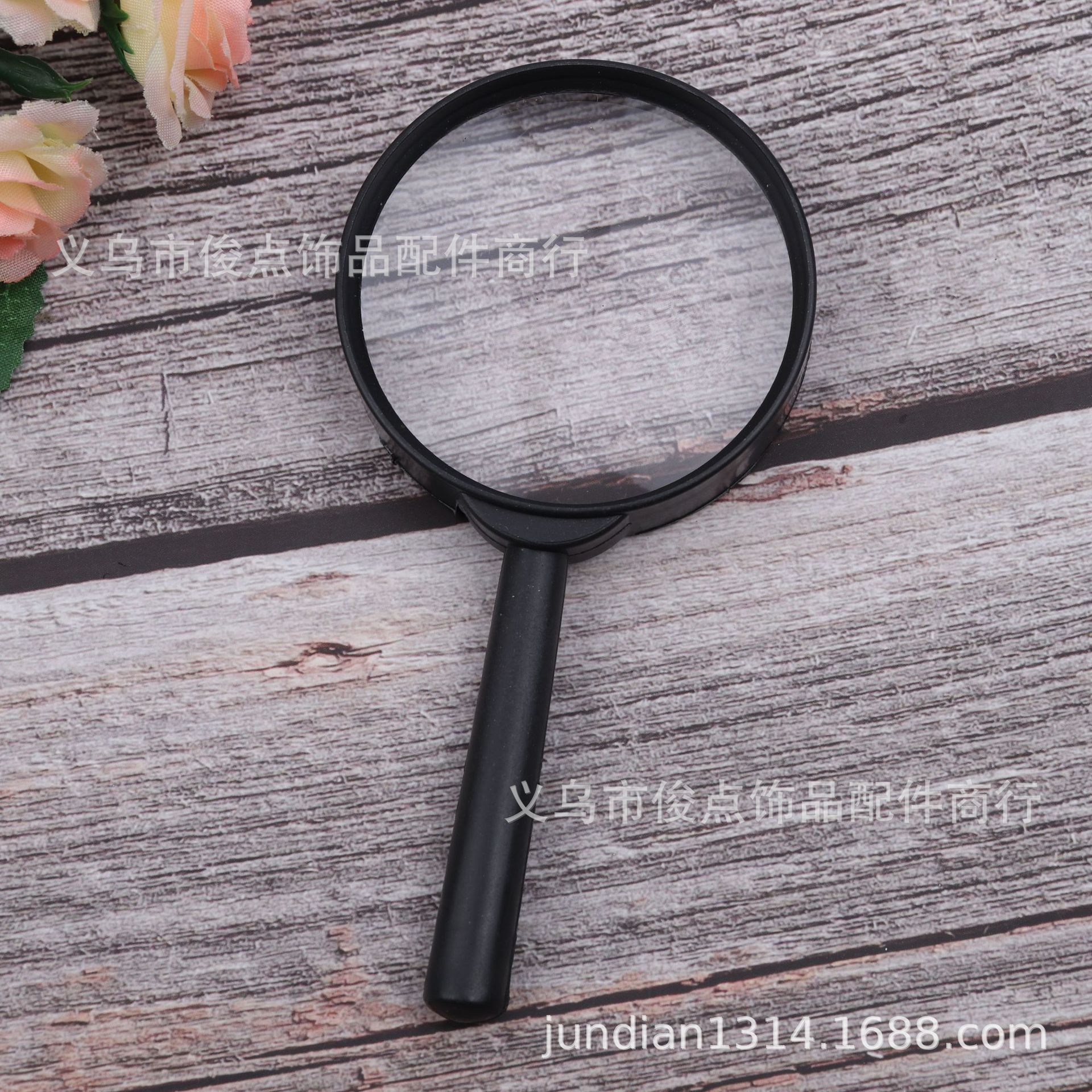 一两元店日用百货袋装60#放大镜学生老人阅手持式放大镜地摊批发