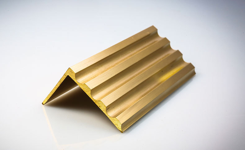 楼梯踏步防滑铜条 铜型材厂家 酒店会所装饰铜防滑条定做