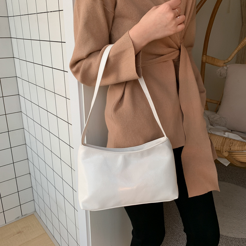 Middle-Ancient Bag Women's 2019 Summer New Women's Bag Commuter Solid Color French Stick Underarm Bag Shoulder Handbag Fashion