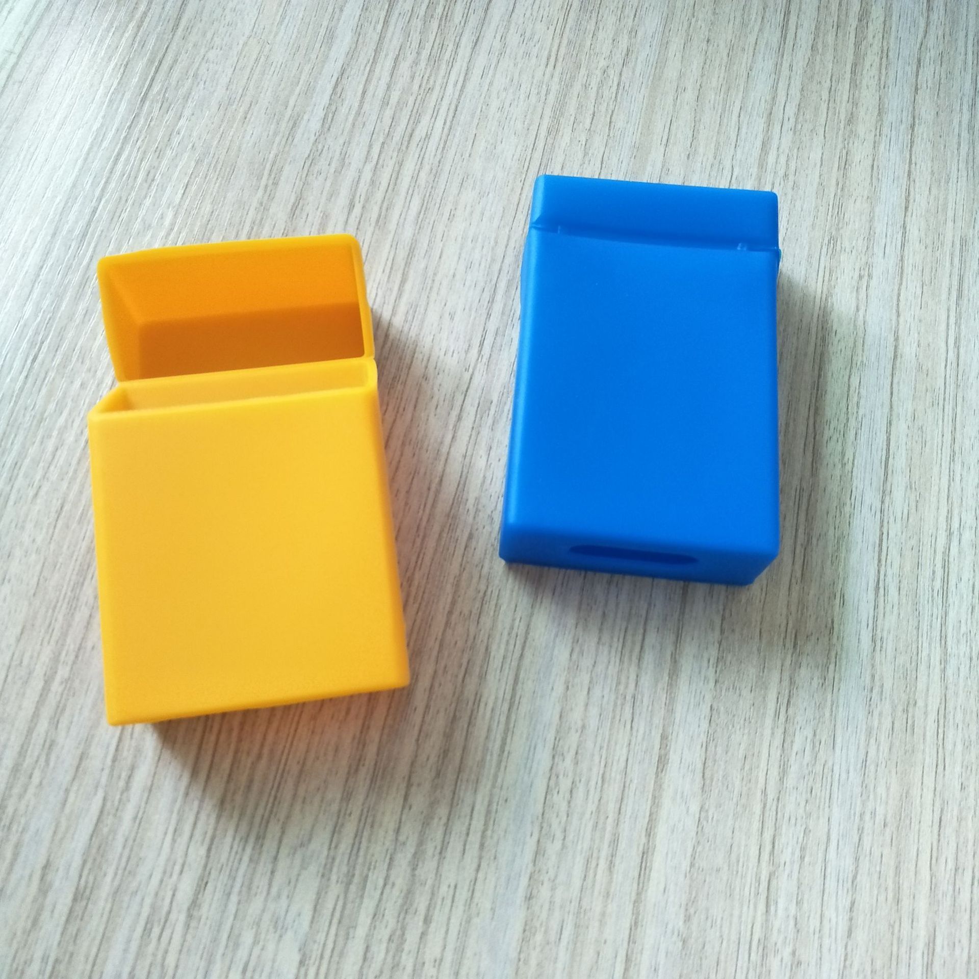 厂家批发 硅胶香烟盒 男士硅胶烟盒保护套 厚款圆角20只装