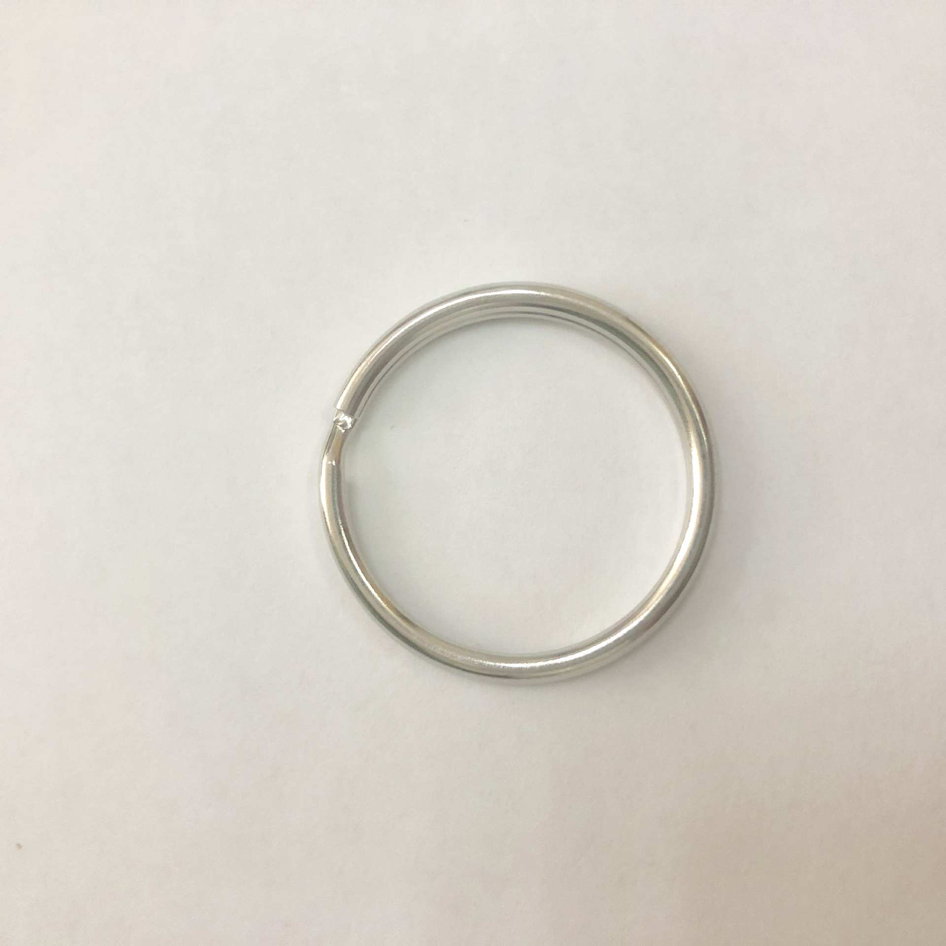 厂价直销时尚个性爆款28mm铁钥锁圈