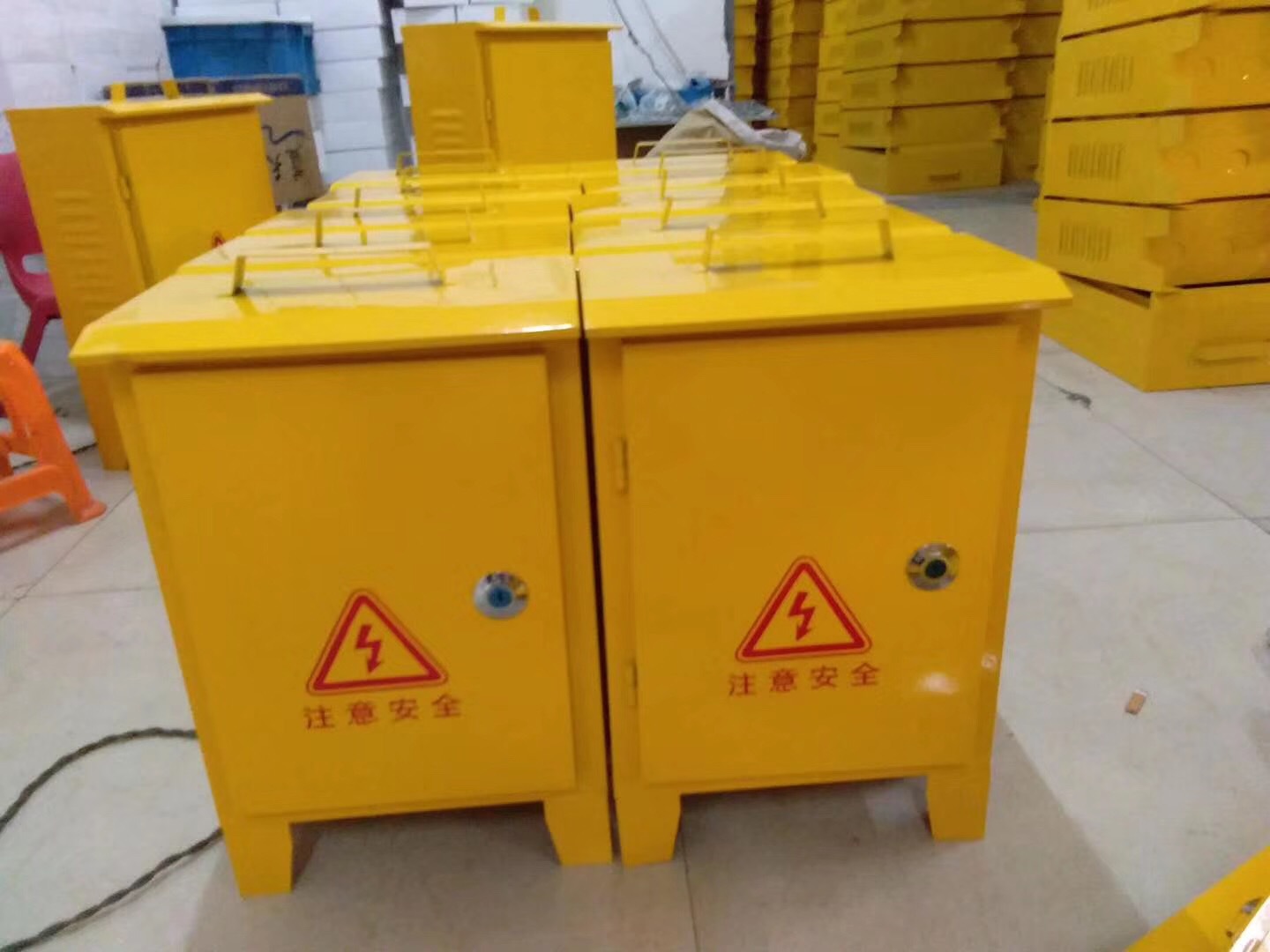 工地配电箱黄色手提箱300x250x150400x300x150威斯康户外工地箱