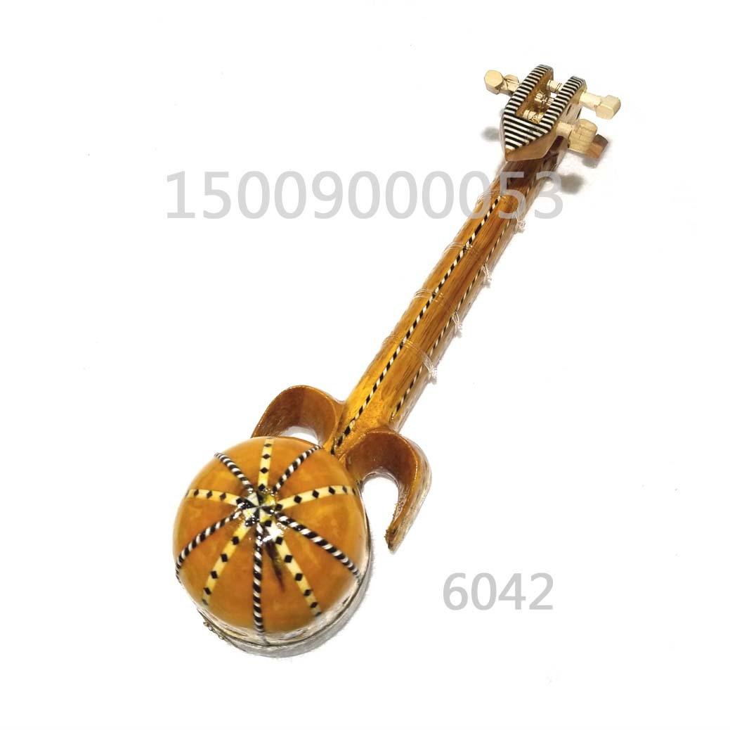 新疆维吾尔族演奏乐器热瓦普 蛇皮牛皮弹拨新疆舞