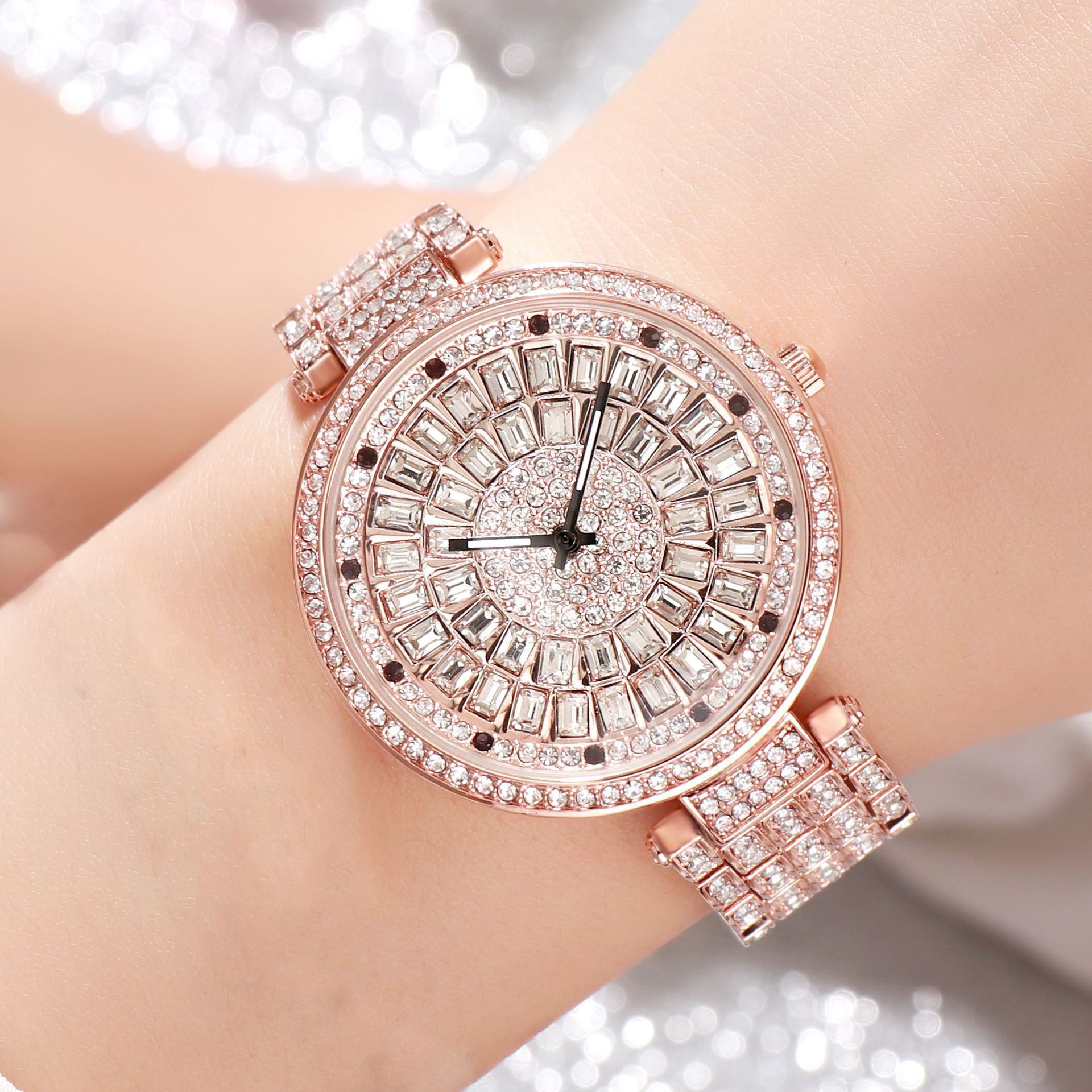 名媛高贵气质2020高颜值奢华女士手表镶钻大表盘钢带表女表新品