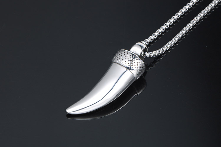 简约钛钢饰品兽牙项链时尚朋克尖角配件牛角吊坠潮人配饰sp685