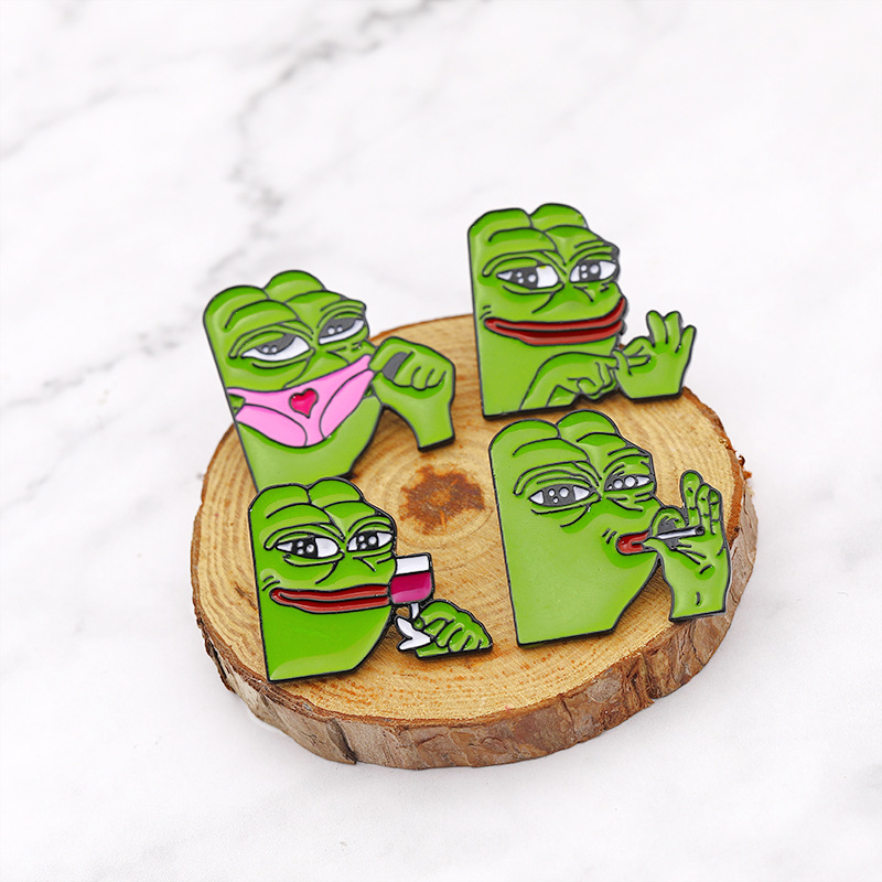 跨境欧美时尚热卖pepe the frog青蛙佩佩搞怪趣味表情包卡通胸针