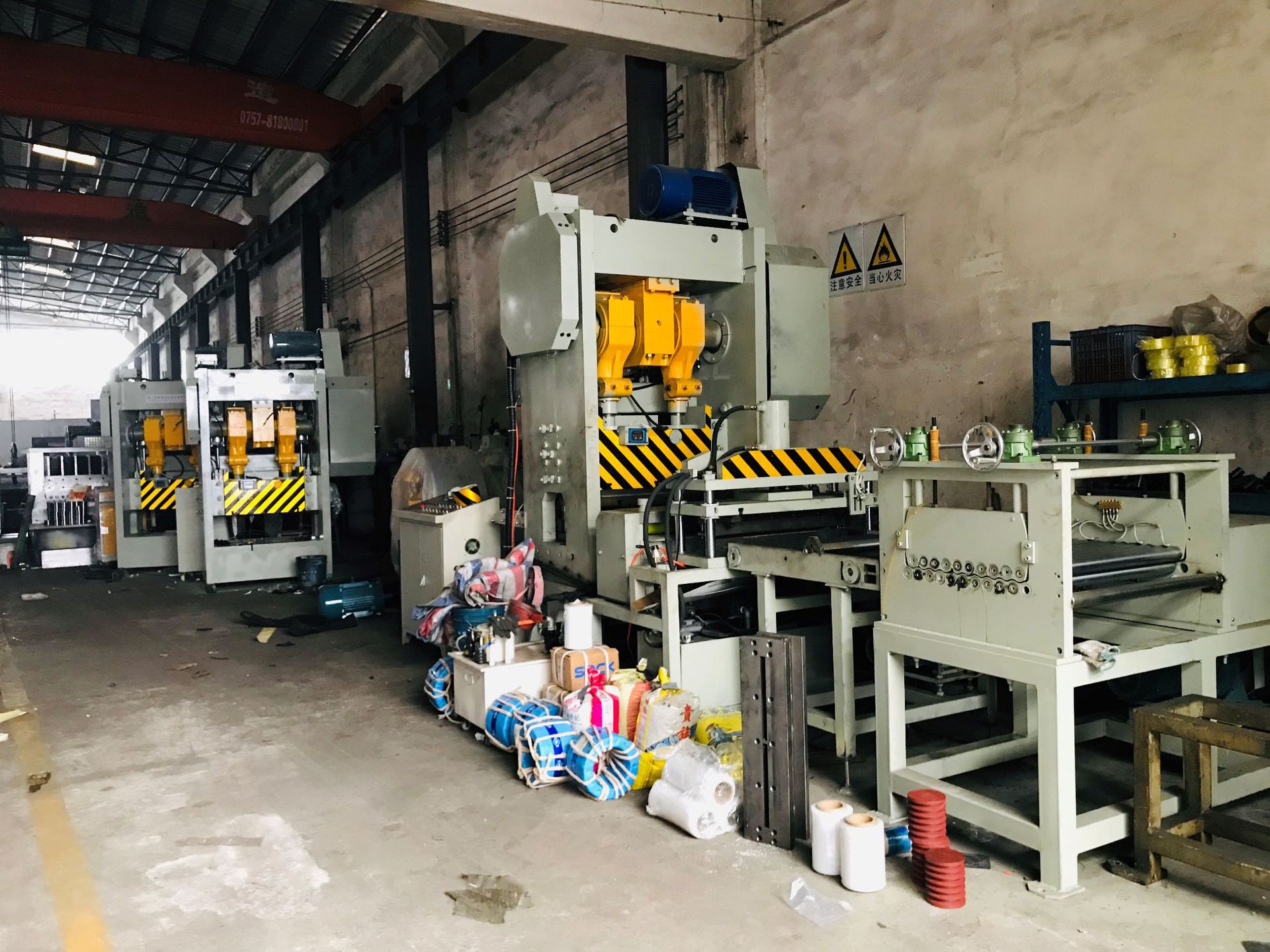 供应精密冲孔机 菱形冲网机龙门数控钢板网机冲孔机床设备厂家