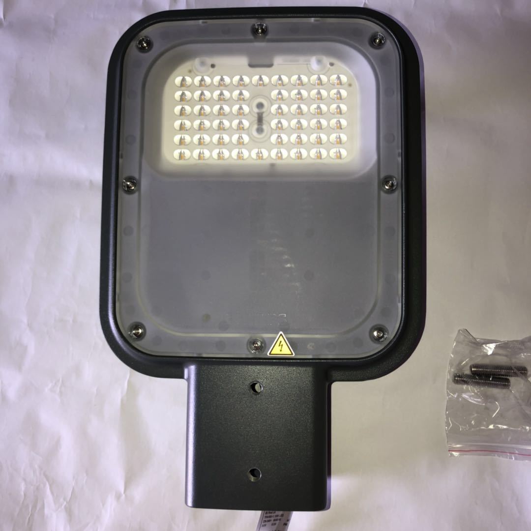 飞利浦经济型led路灯brp13070w