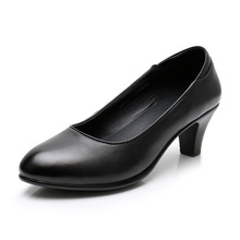 30年专注工作鞋 女酒店黑色单鞋真皮高跟职业鞋舒适防滑经理鞋女