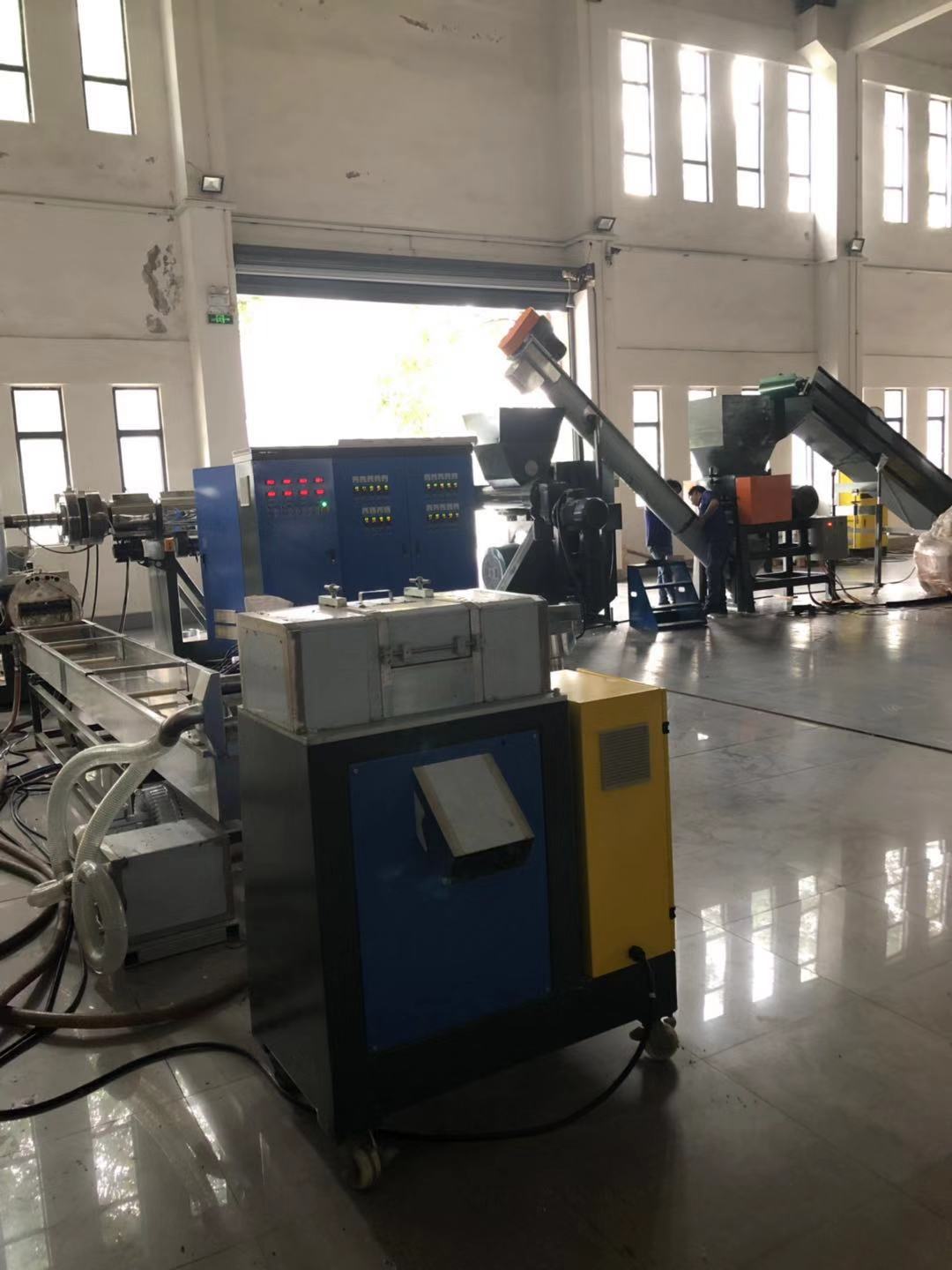 供应pe薄膜水口料子母抽粒机tpu薄膜再生料抽粒机pp子母造粒机