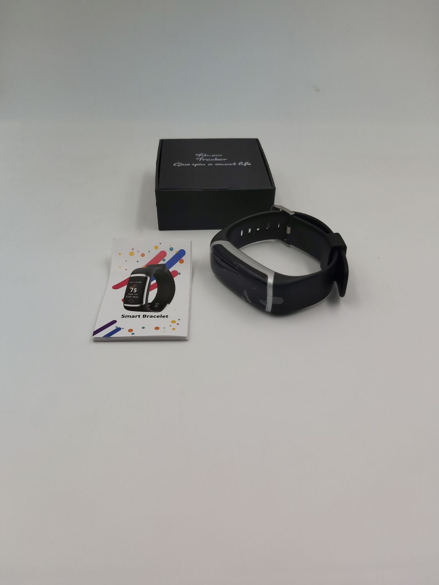 新款热销智能手环m4心率血压睡眠监测计步男女运动多功能硅胶手环