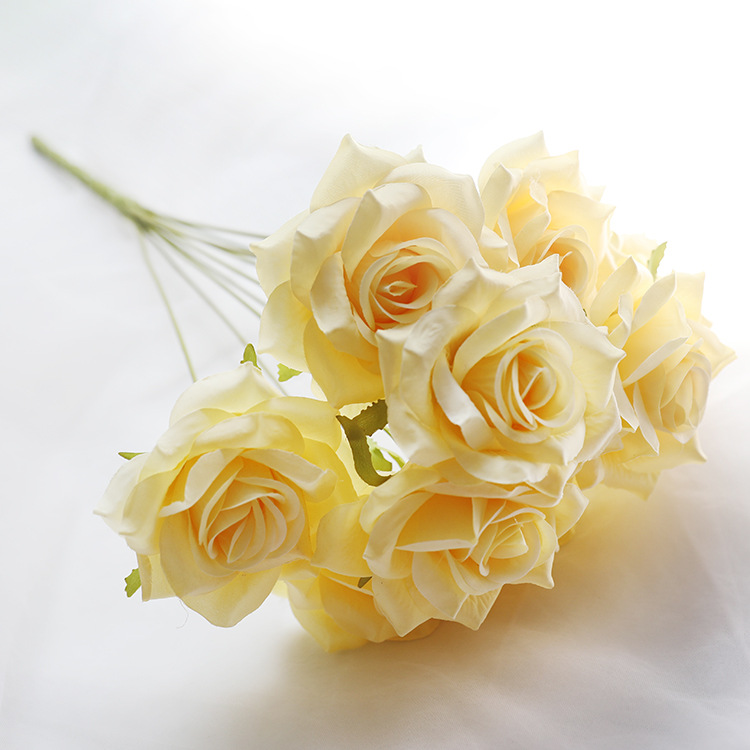 9头卷边玫瑰把束手捧婚庆装饰路引花墙婚礼西洋玫瑰把束拱门绢花