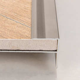 厂家直销铝合金f型楼梯压条木地板收边扣条压边条装饰踏步防滑条