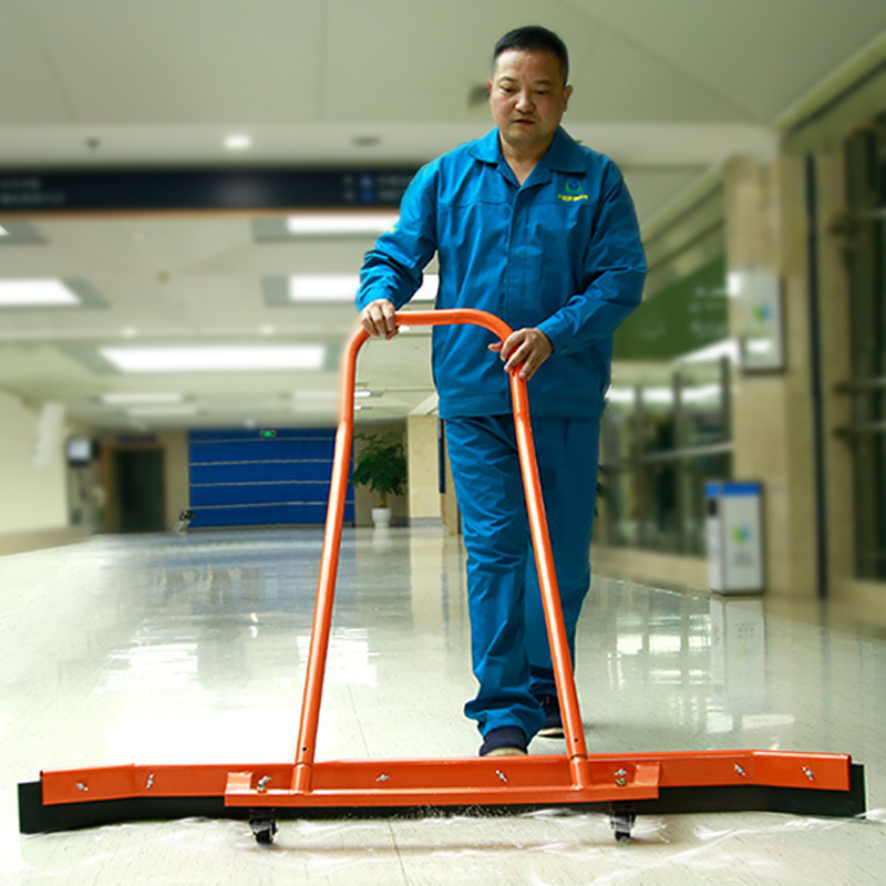 大型刮水器场地铝合金扫水器网球场篮球场停车场物业地面推水器