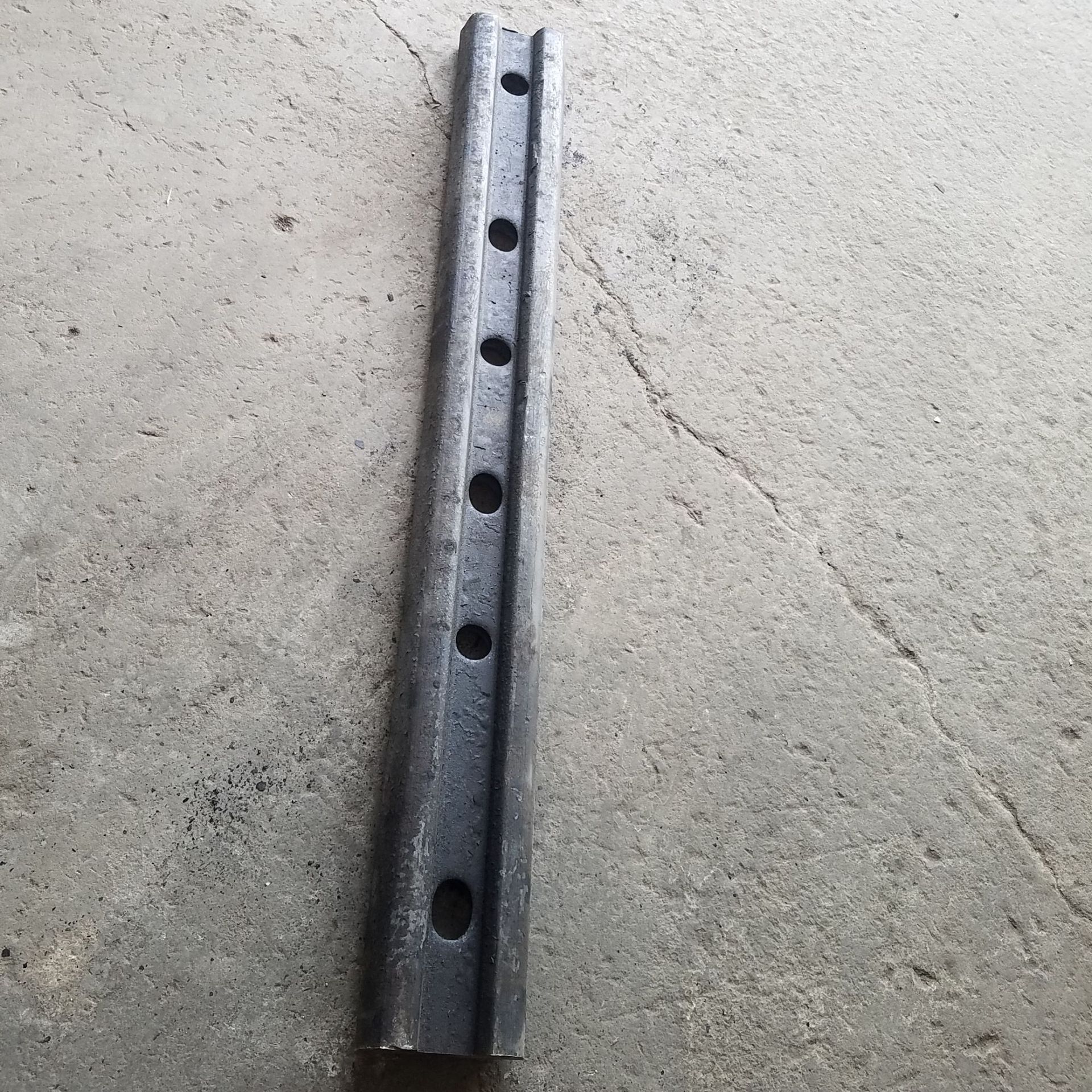 现货销售 钢轨连接板 轻轨用绝缘道夹板 煤矿43kg轨道鱼尾板