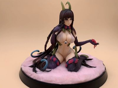 动漫revolve恶魔姐姐千叶 黑山羊坐姿盒装手办模型