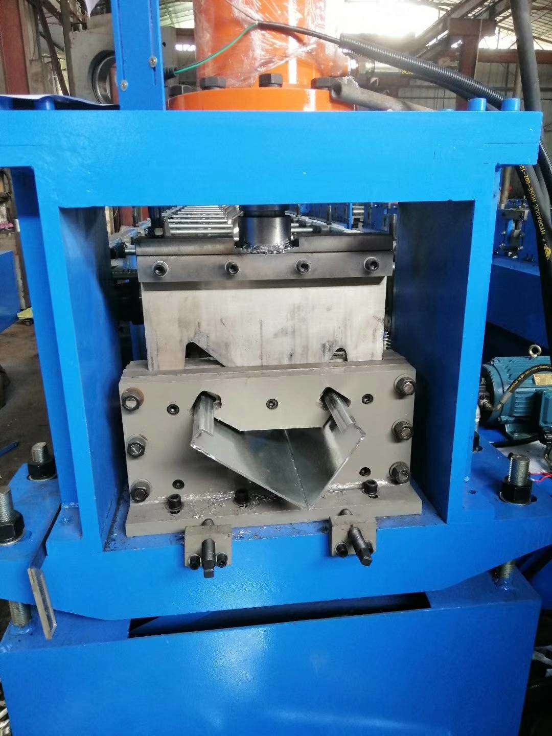 集装箱侧板立柱 集装箱角柱机边框机 全自动集装箱成型机 罗拉机