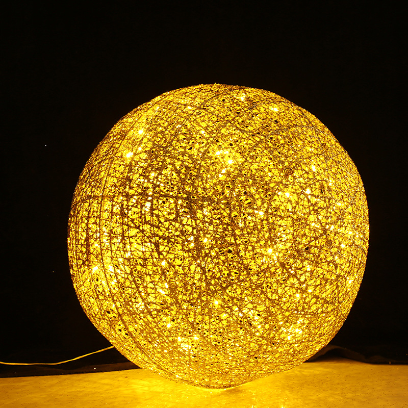 简约圣诞装饰球铁艺圆球 创意镂空发光圆球 橱窗装饰商场用品批发