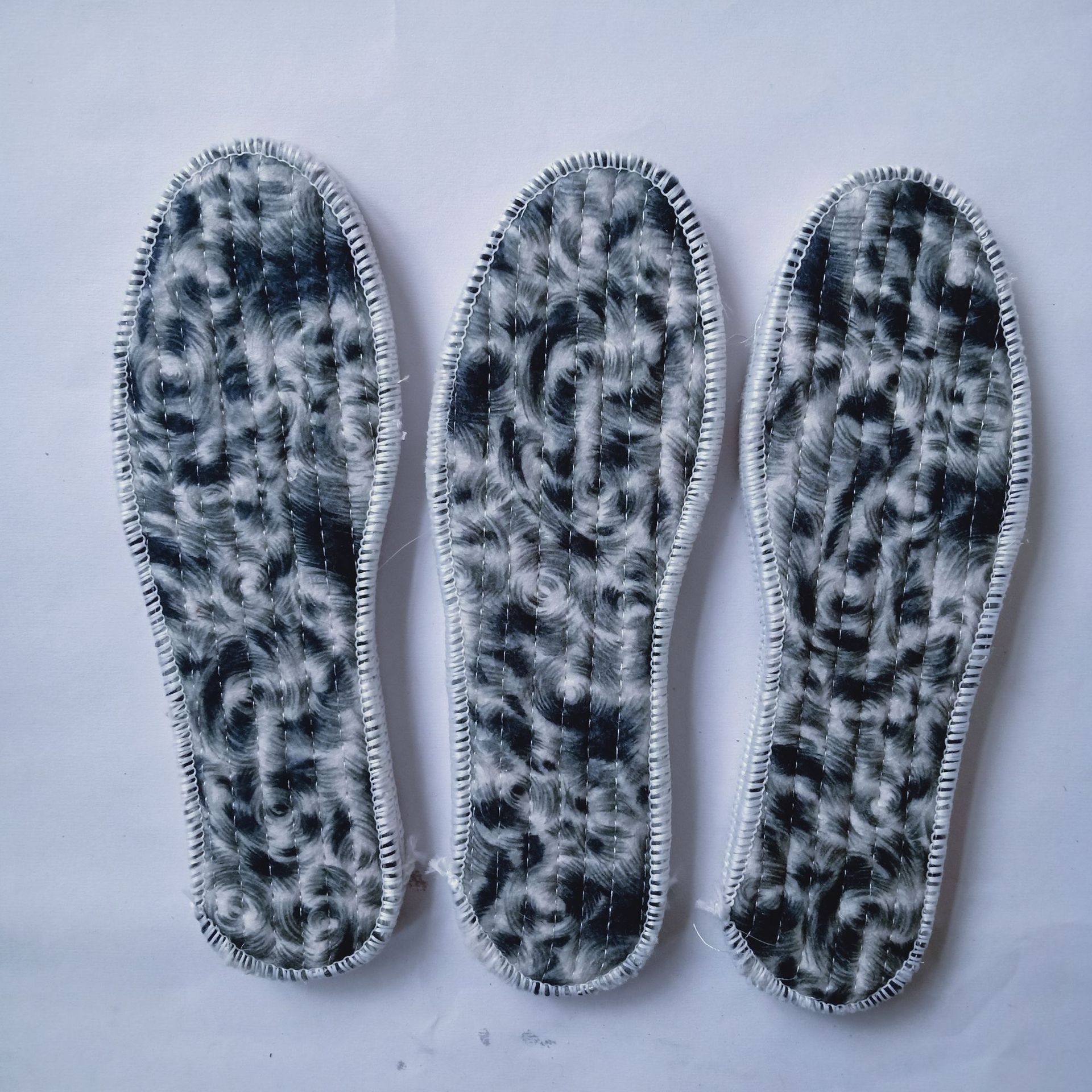 厂家鞋垫加工定做各种鞋垫批发除臭运动鞋垫秋冬保暖鞋垫鞋厂