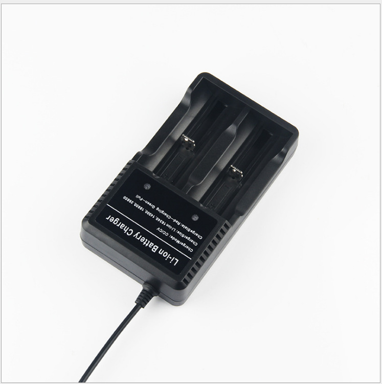 18650充电器双槽18650充电器usb4.2v多功能26650强光手电筒充电器