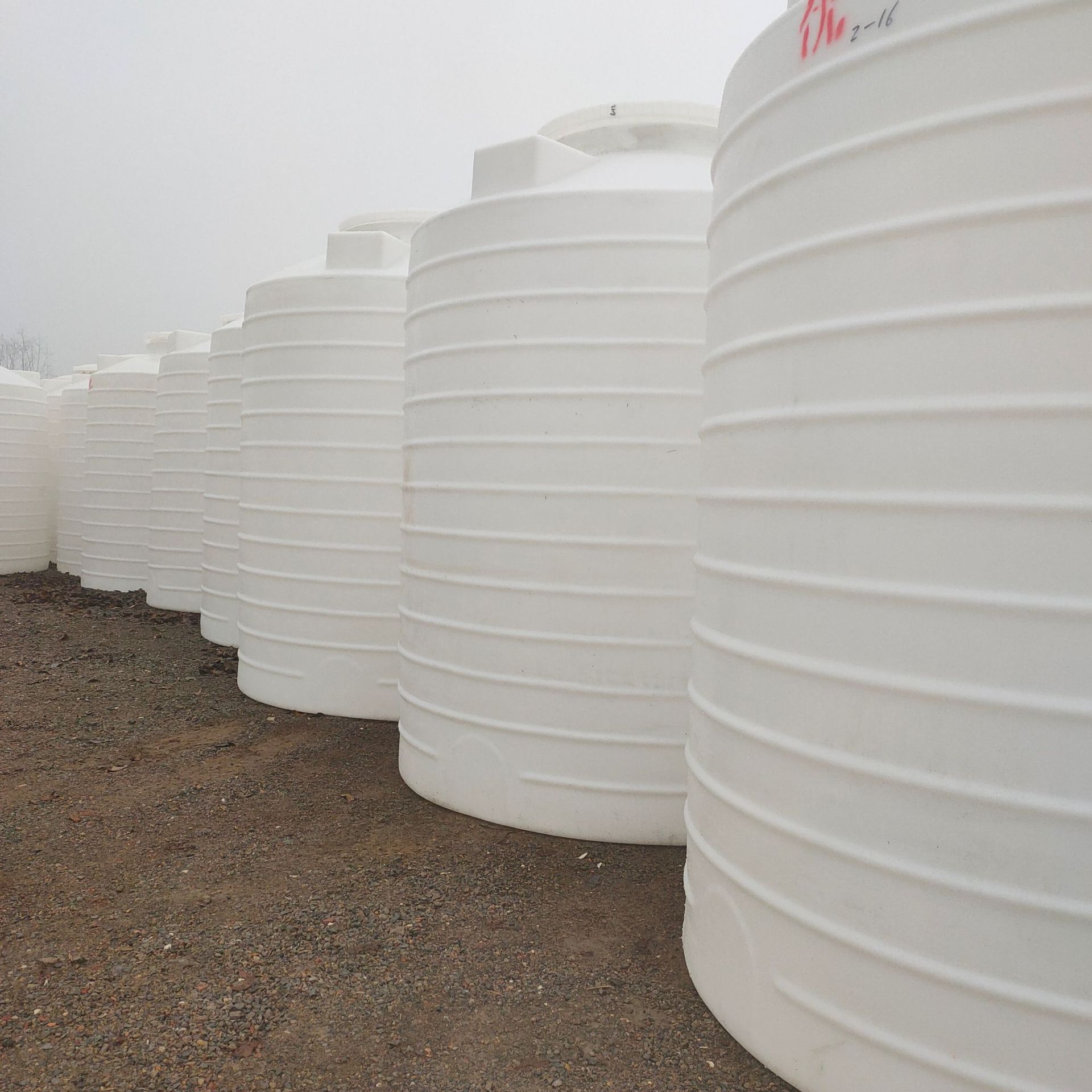 5t5吨塑料立式水塔立式水罐车间储存用大白桶晒水桶周转桶化工桶