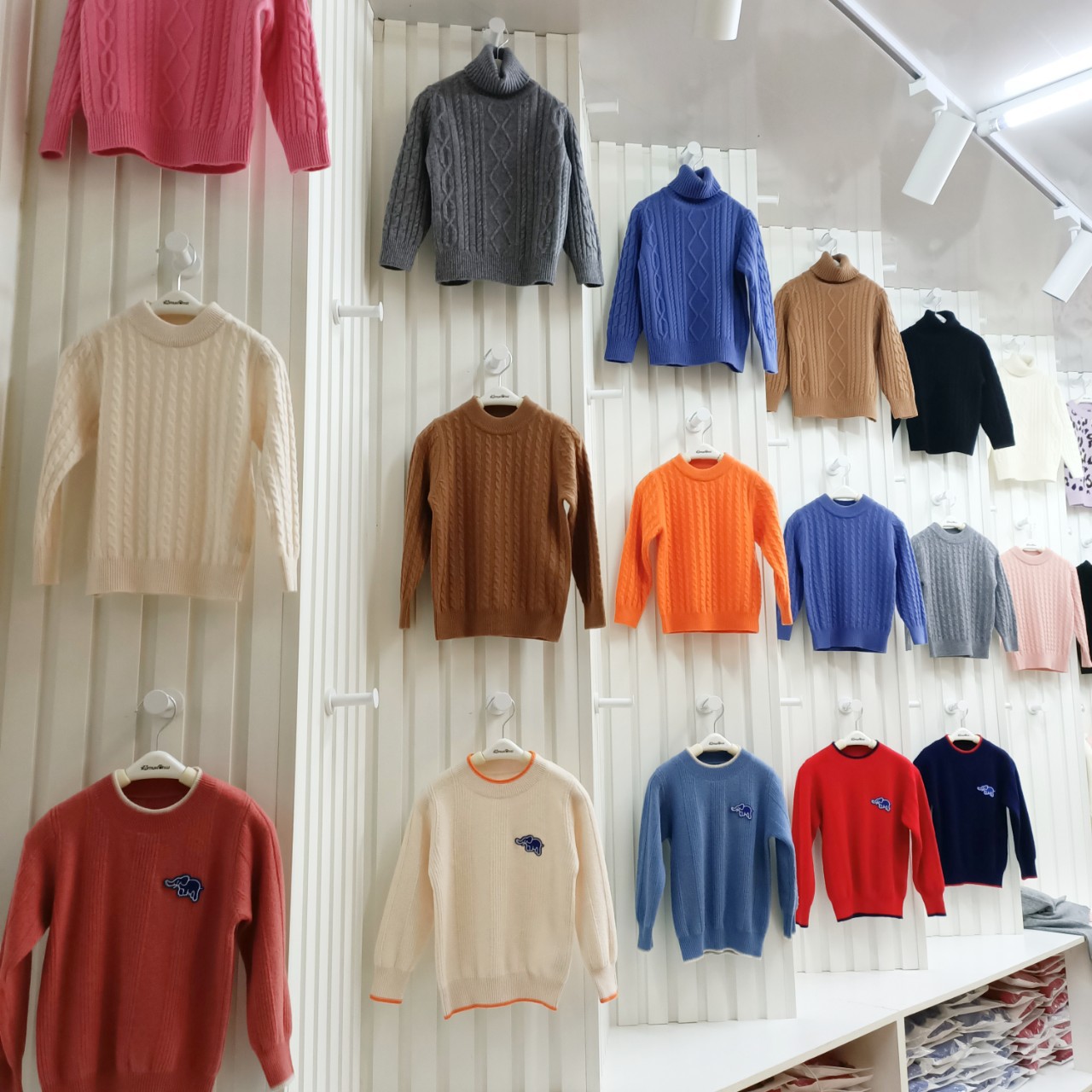 批发新款秋冬女童双股纯羊毛衫高档女宝宝木耳领全羊毛打底衫毛衣