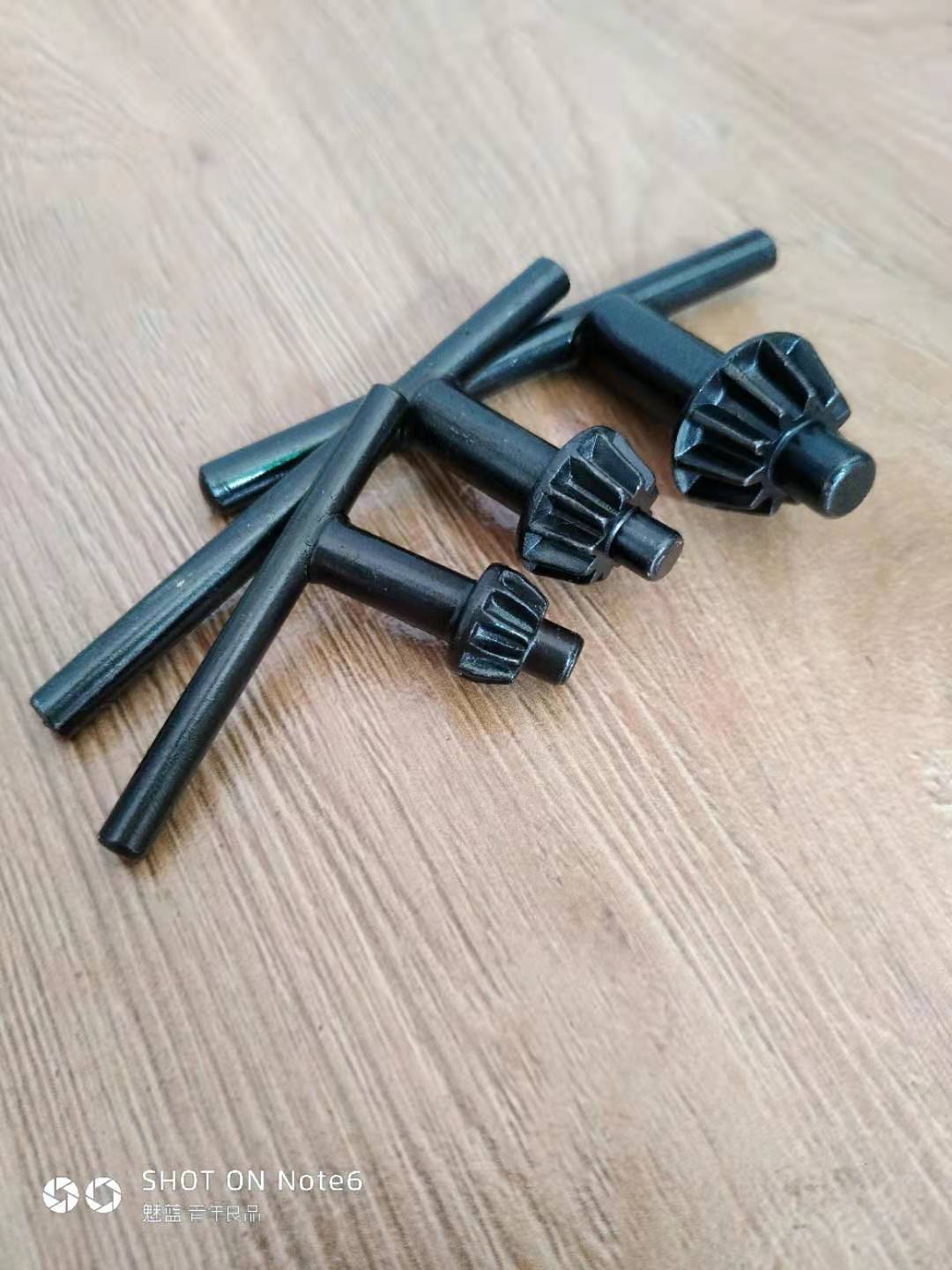 批发供应手电钻夹头钥匙扳手 手电钻钥匙 黑色 加硬 高强度钻钥匙