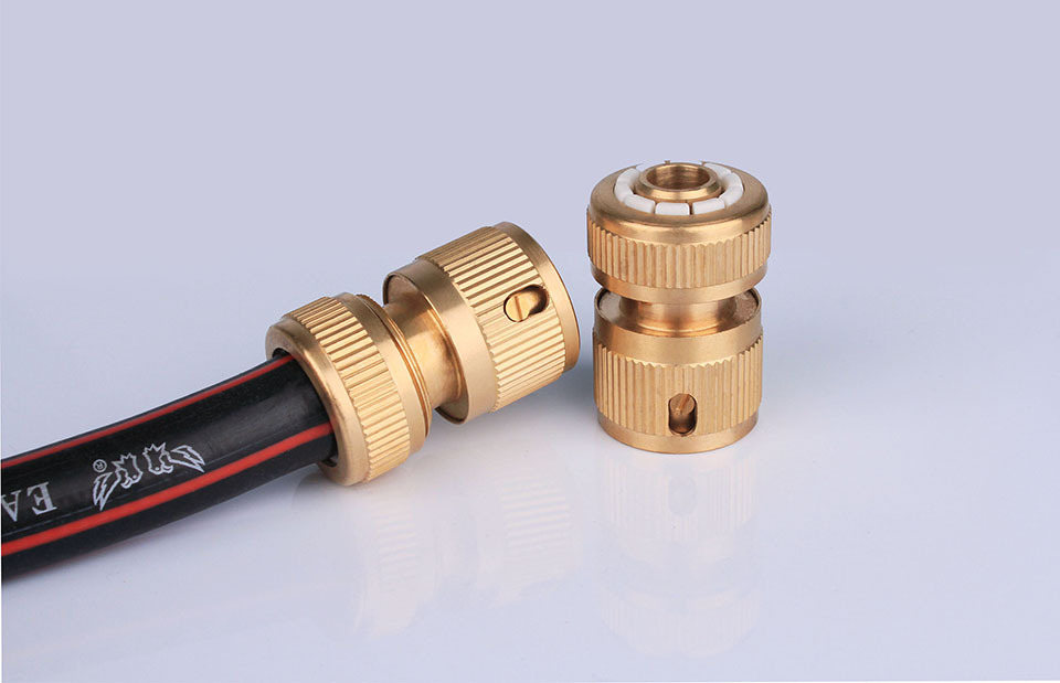 供应园林洗车用品pvc水管快速4分全铜通水接头高压洗车水枪接头