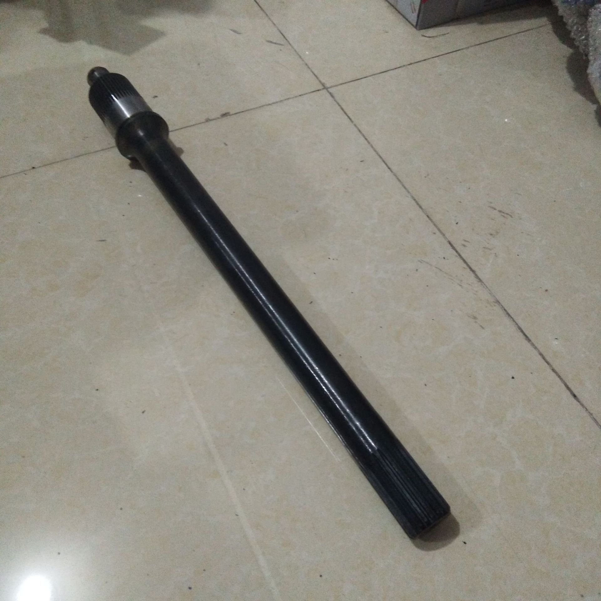 厂家供应 重汽 陕汽 豪沃 斯太尔配件 8齿贯通轴(精品)46c