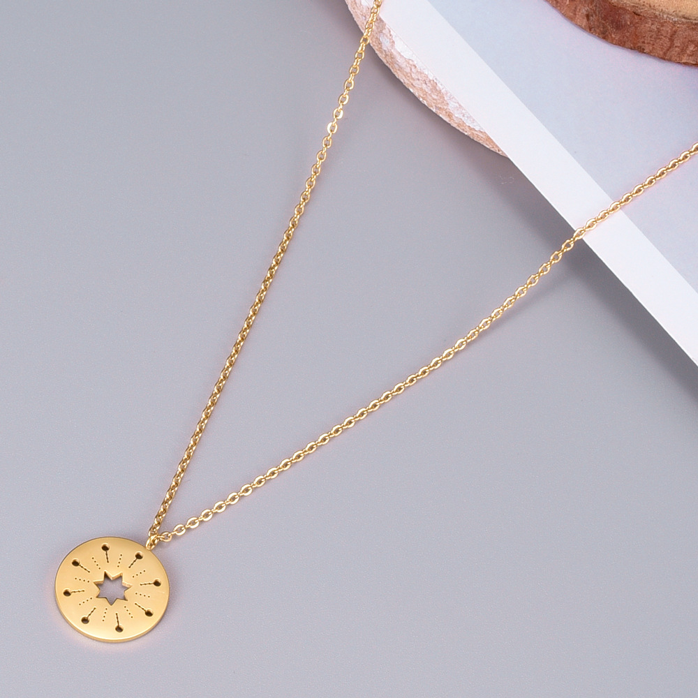 l127仲夏星火放射镂空焰火爆炸圆牌金币项链锁骨链 钛钢镀金女款