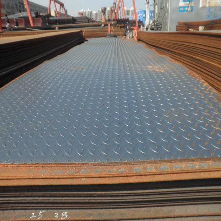 防滑楼梯踏步q235b扁豆形热轧花纹板 热镀锌花纹板