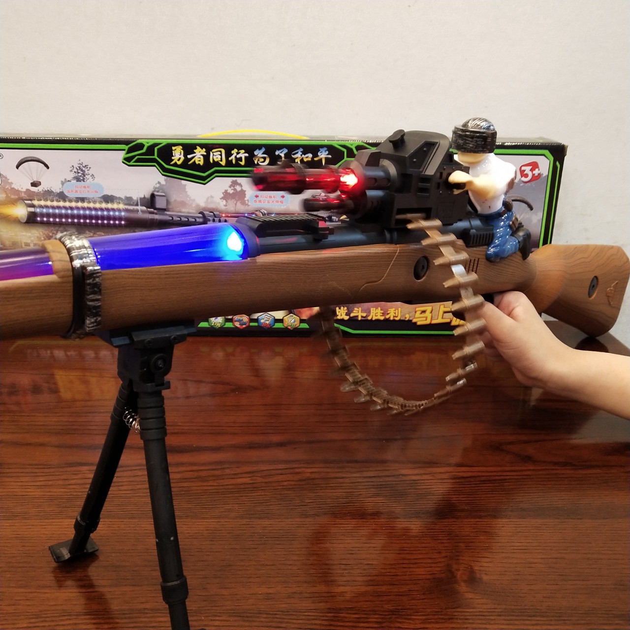 新款儿童益智玩具98k发声玩具枪炫彩灯光声效礼盒装玩具热卖 批发