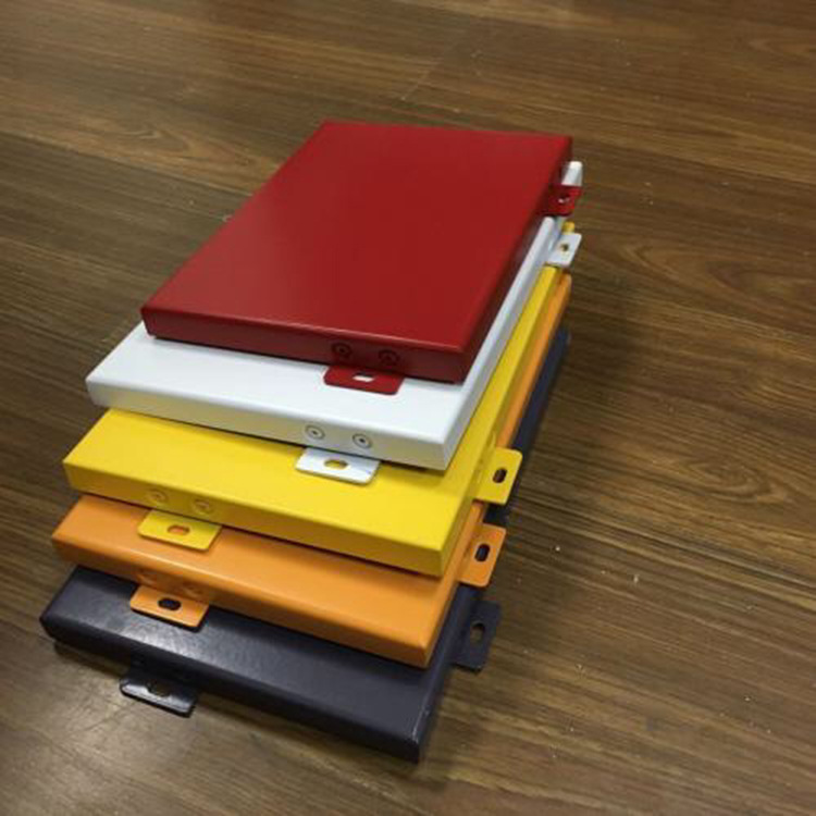 厂家供应内外墙氟碳喷涂铝单板尺寸颜色任意定制