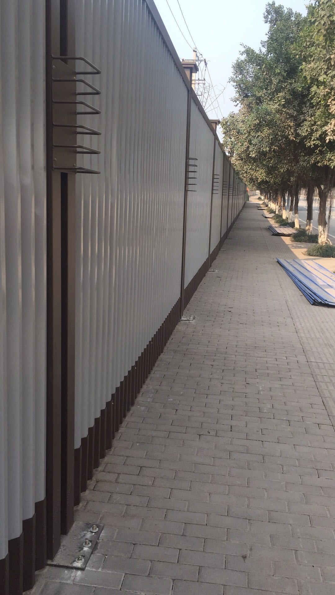 大量供应重庆新型围挡波浪型围挡建筑工地围挡专业制作安装可定做