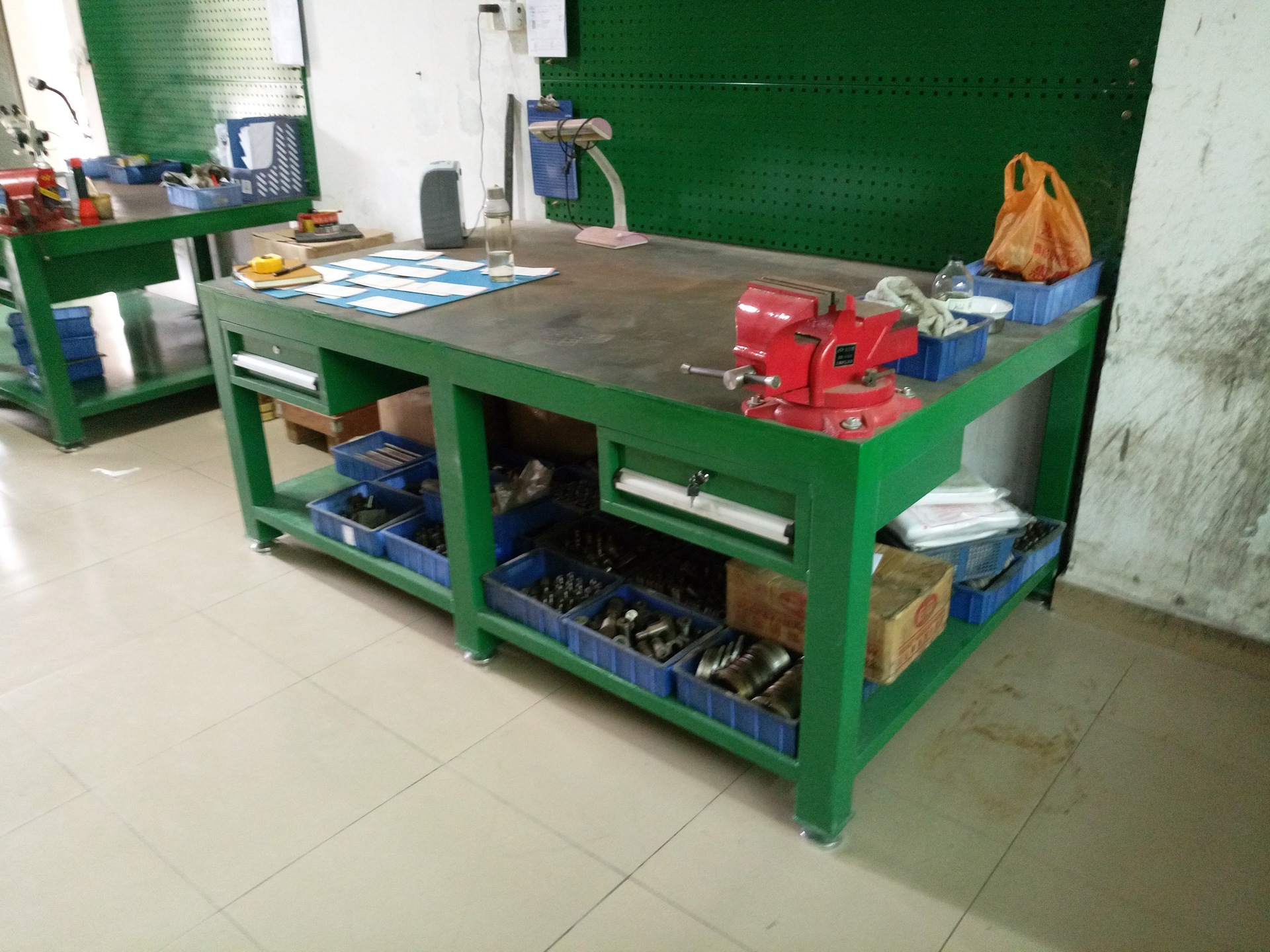 2层2抽屉钳工模具工作台gzt-1mj2q02c1钳工划线检验工作台防静电