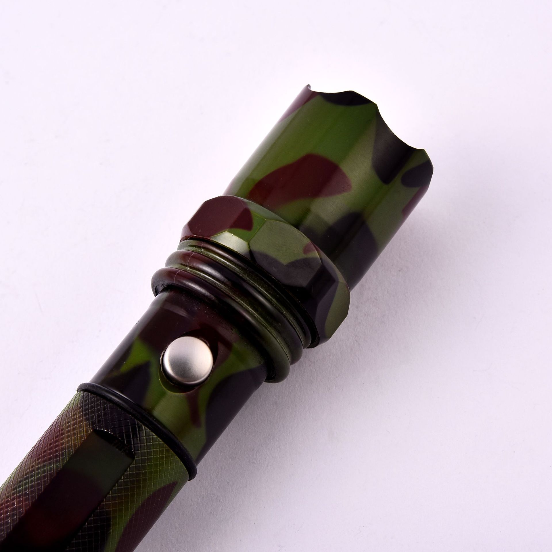 户外强光手电筒照明迷你xpe灯泡变焦小电筒usb电池两用电筒批发_少祥