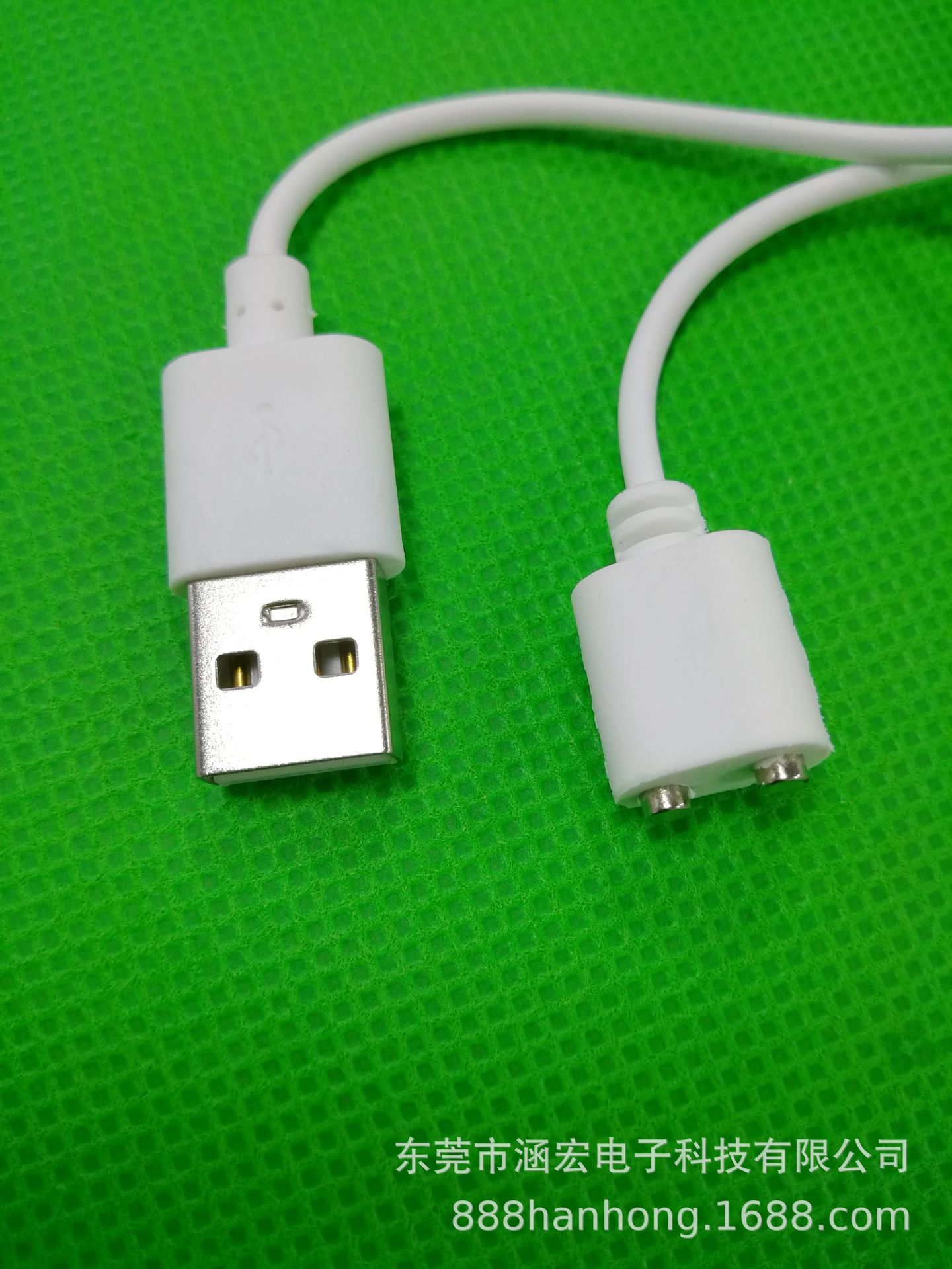 供应成人情趣用品磁吸充电线usb充电线飞机杯性用品强磁铁充电线