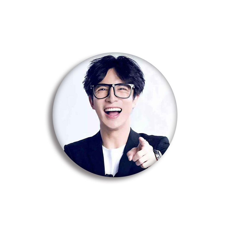 薛之谦明星周边徽章 高清优质胸章胸针挂件 一件代发 文具店货源