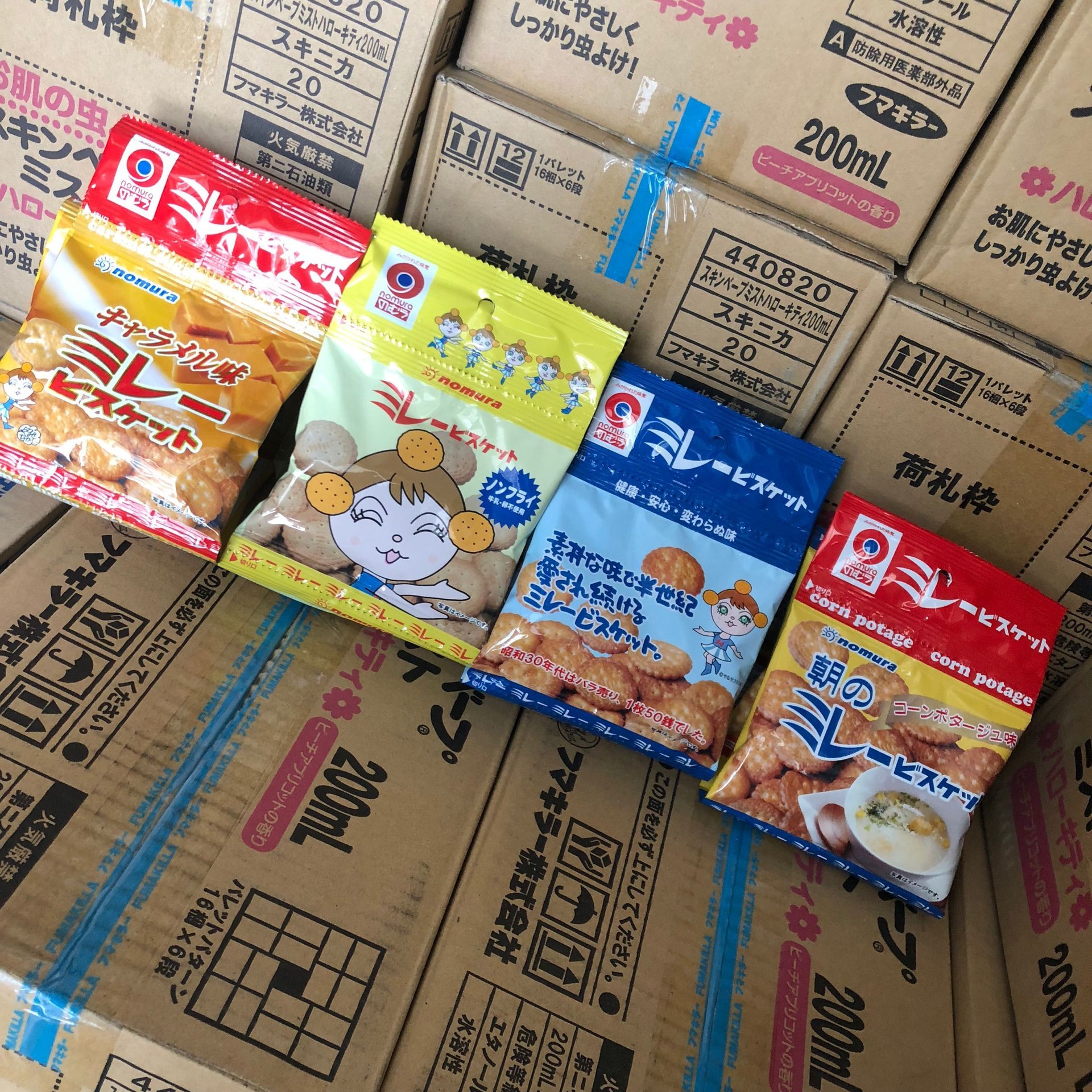 日本进口野村米乐玉米粗粮饼干儿童磨牙休闲零食宝宝饼干 4连包