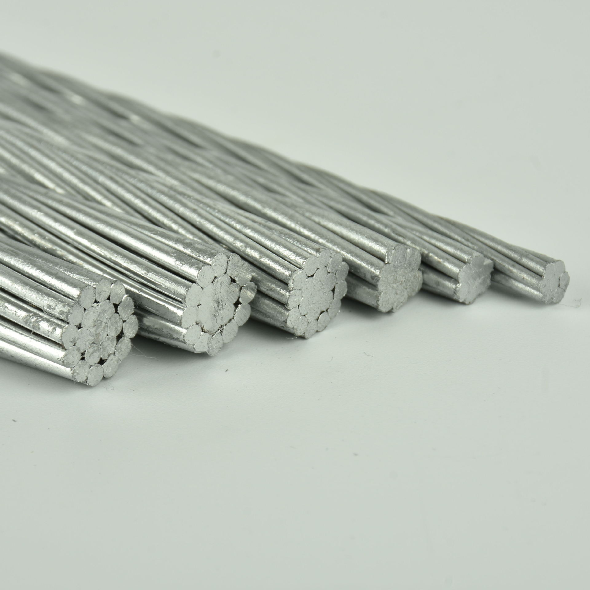 供应各种型号钢绞线,镀锌钢绞线.厂家