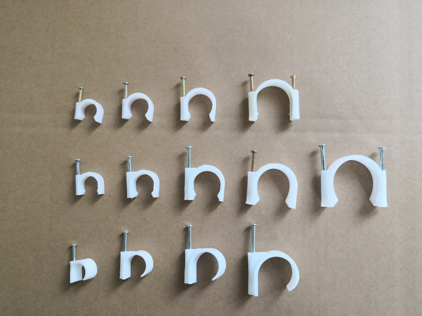 大量批发,规格齐全塑料钩卡