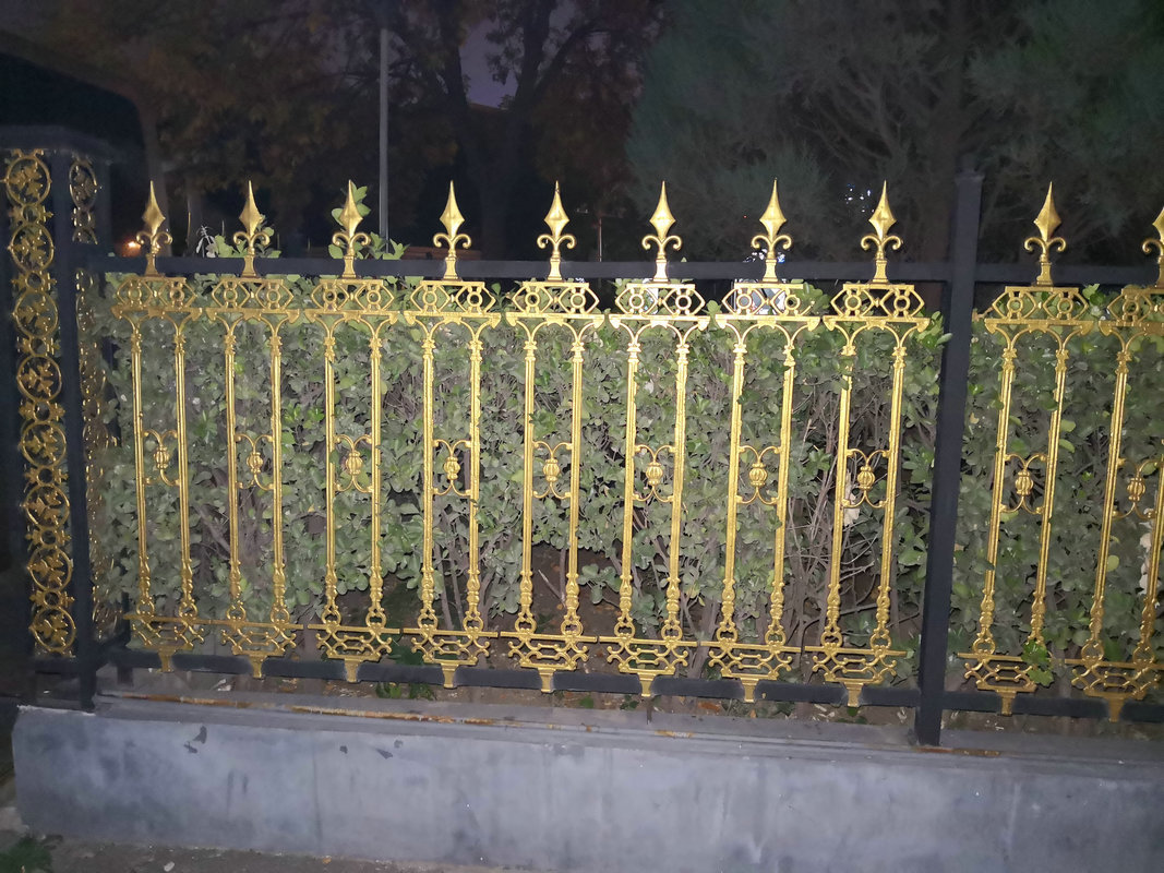 铸铁围墙铁艺花墙 小区庭院护栏定制 别墅铁艺护栏 庭院围栏