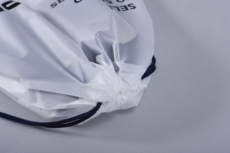 现货鞋子抽绳收纳袋cpe磨砂半透明穿绳束口袋穿绳礼品袋塑料索袋