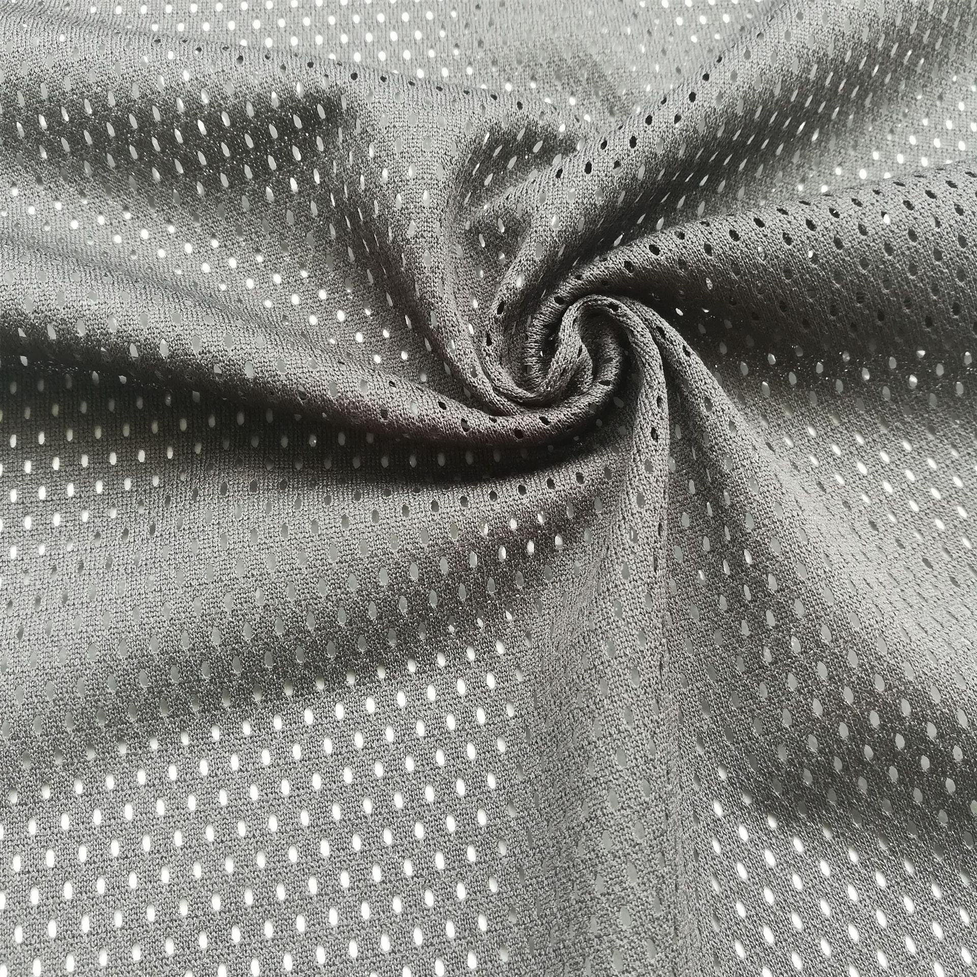 【厂家供应】涤纶网眼布 全涤里布针织运动衫面料 桃形网眼布批发