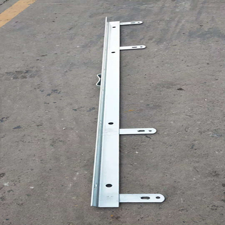 横担产地货源不锈钢避雷器横担批发防腐蚀尺型避雷器跌落式横担