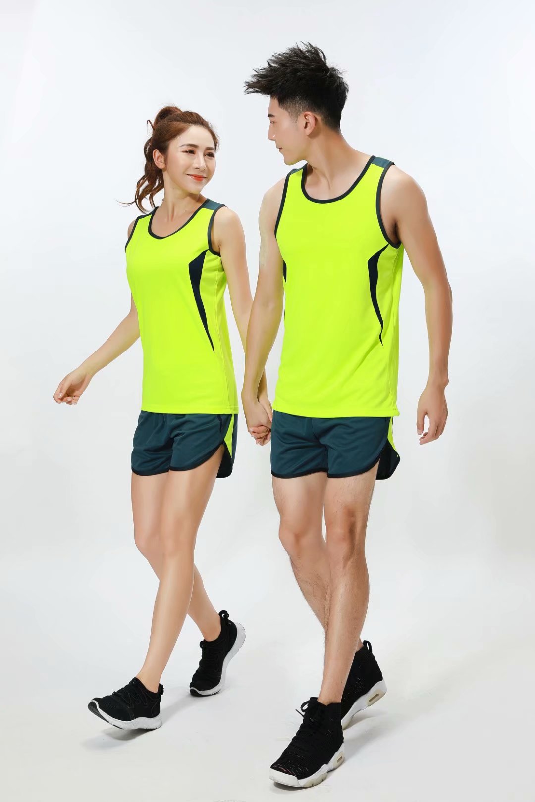男女同款运动服定制长跑运动背心短裤马拉松跑步套装情侣田径服