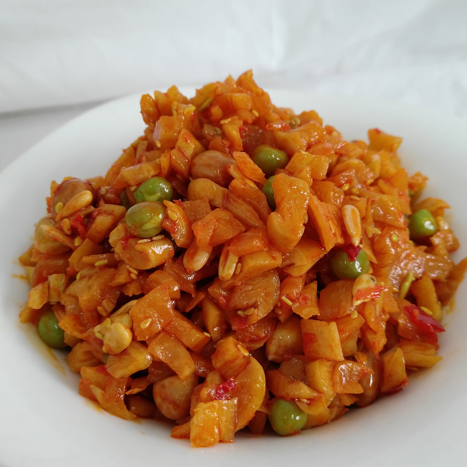 酱菜花生酱丁散装整箱净重9斤 商用咸菜萝卜菜下饭菜